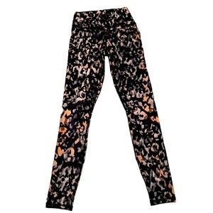 Fabletics Powerhold Leggings Women's Size XXS Animal Print Multicolor